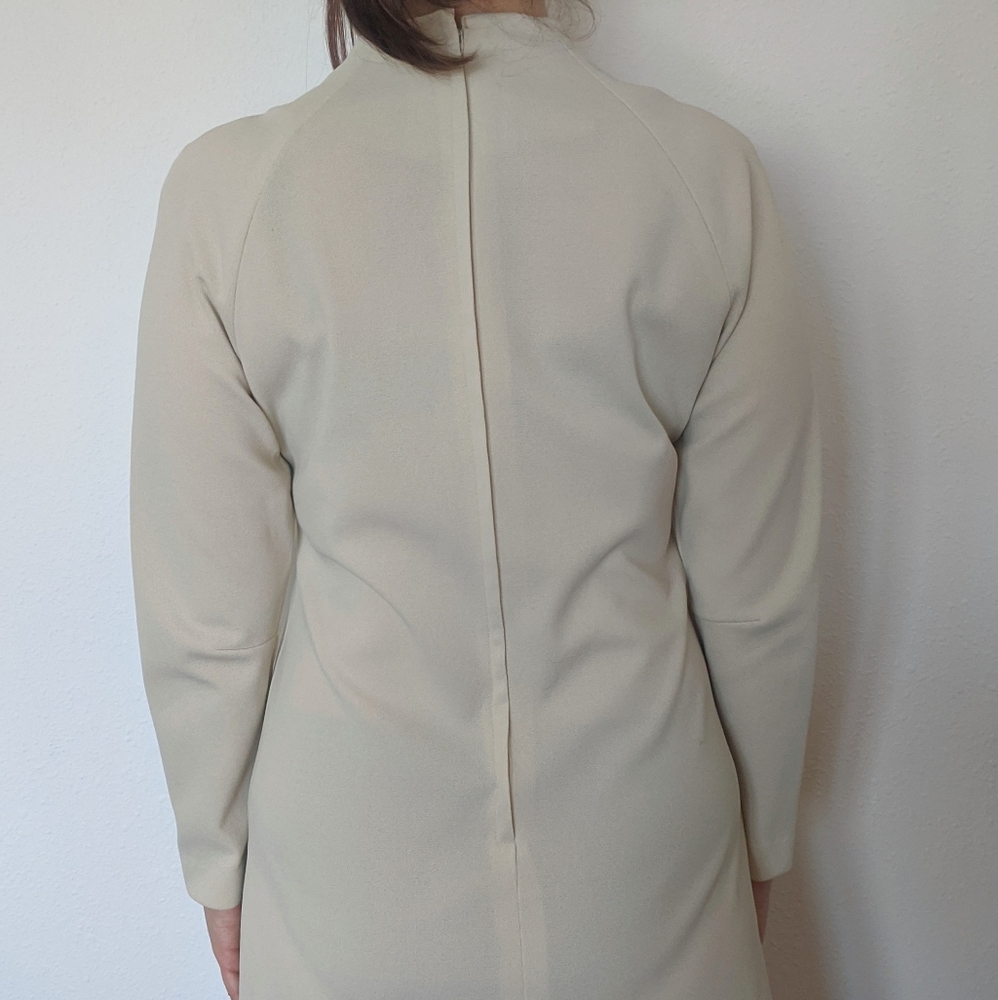 60s Mod Dress Neutral Vintage Retro Funnel Neck Pocket Accents M - Picture 4 of 12